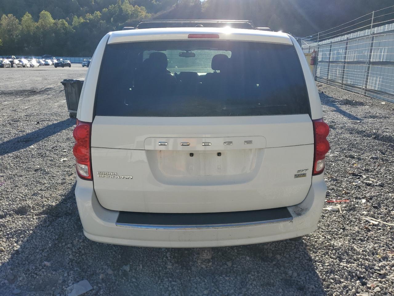 2017 Dodge Grand Caravan Sxt - Image 6