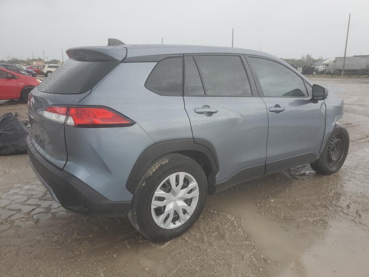 2023 Toyota Corolla Cross L - Фото 3