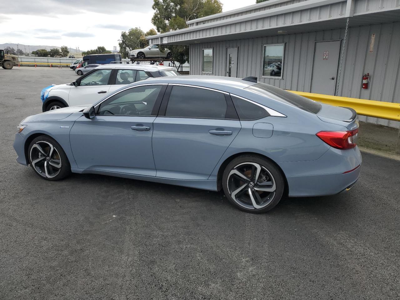 2022 Honda Accord Hybrid Sport - Фото 2