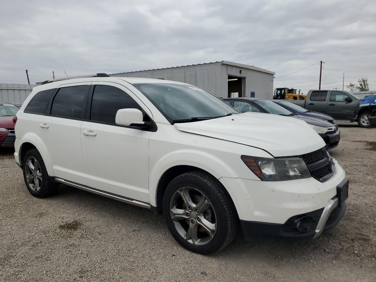 2017 Dodge Journey Crossroad - Image 4