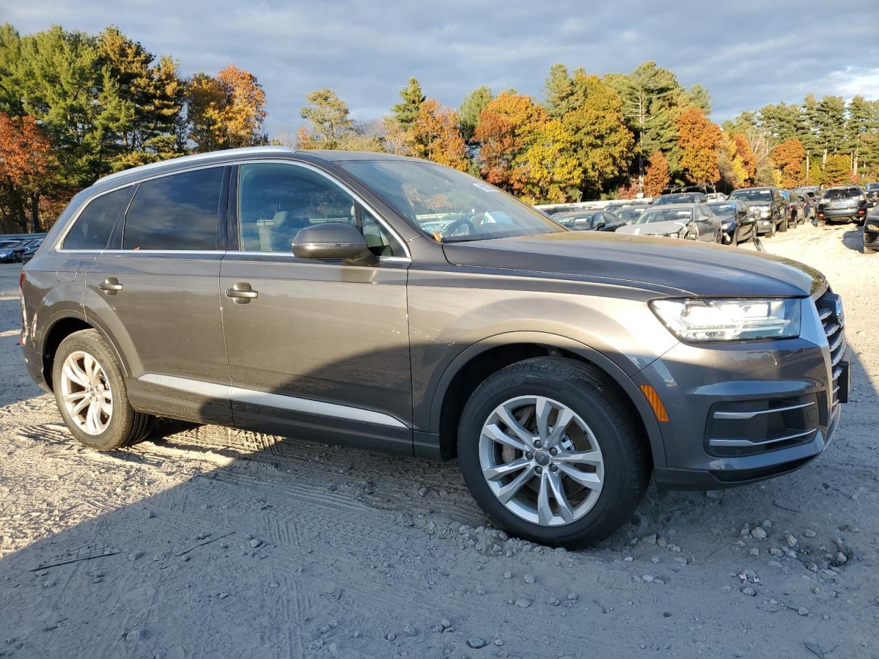 2019 Audi Q7 Premium Plus - Image 4