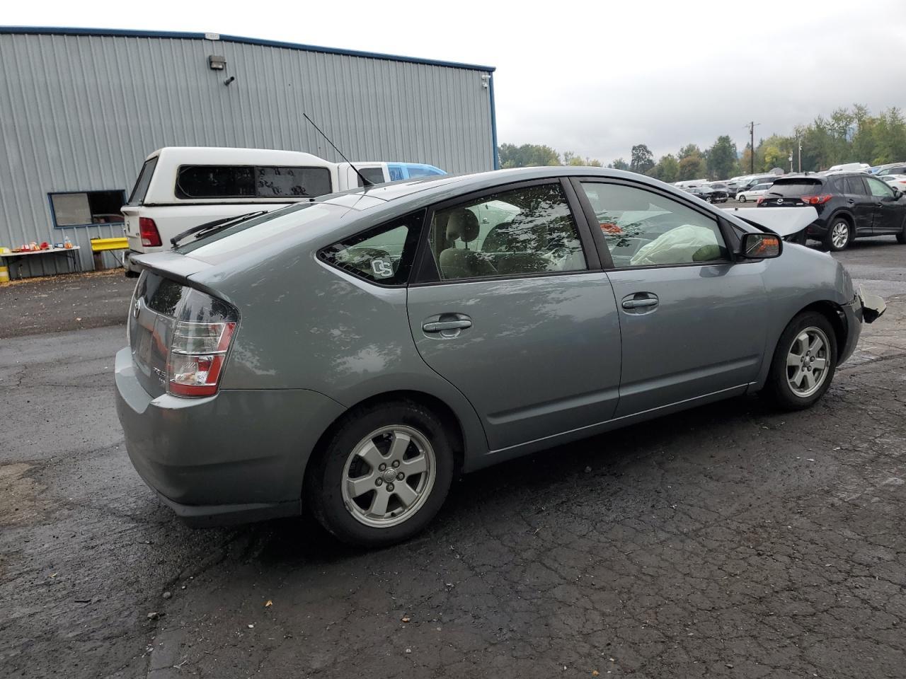 2004 Toyota Prius - Фото 3
