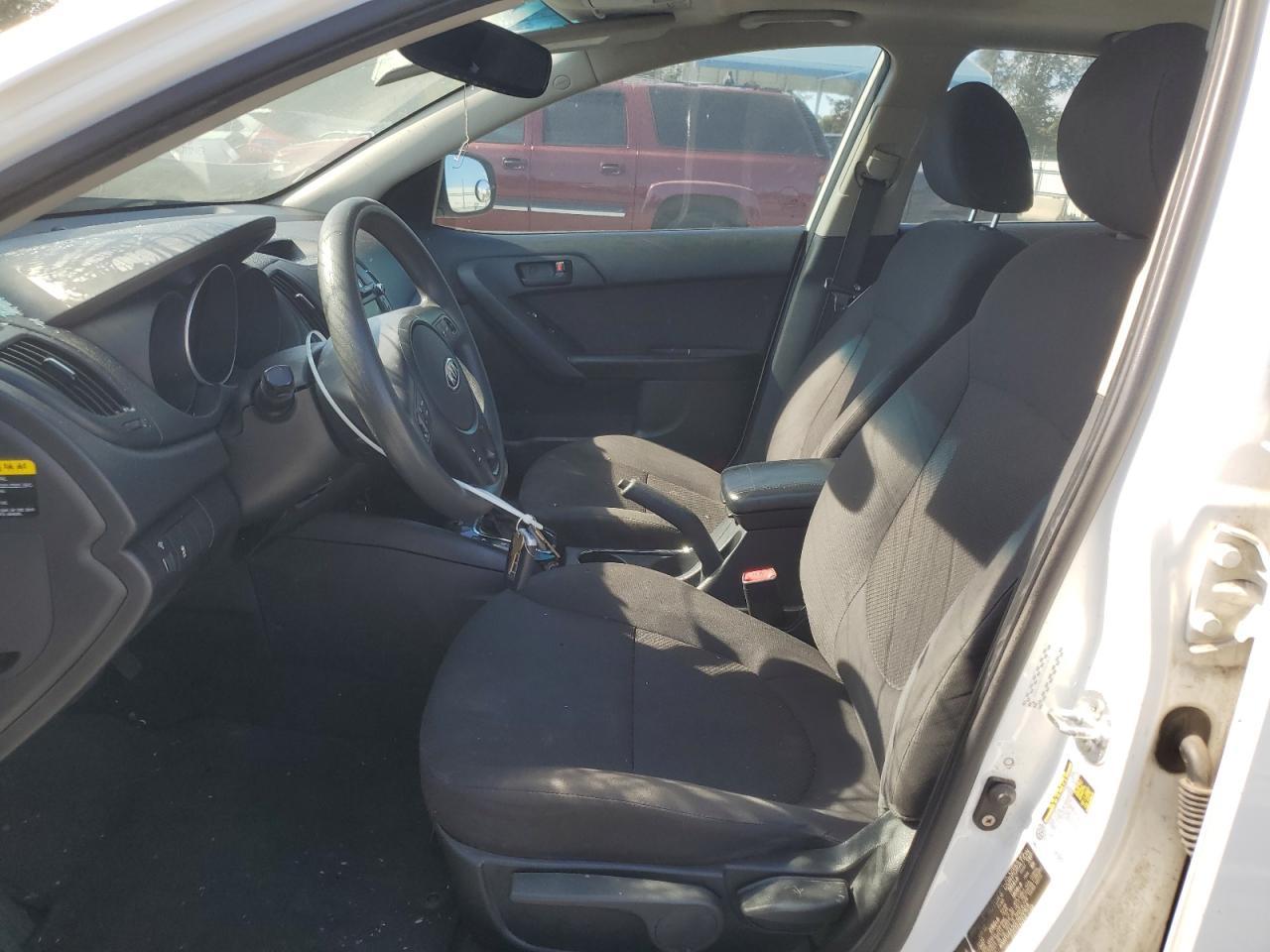 2012 Kia Forte - Image 7