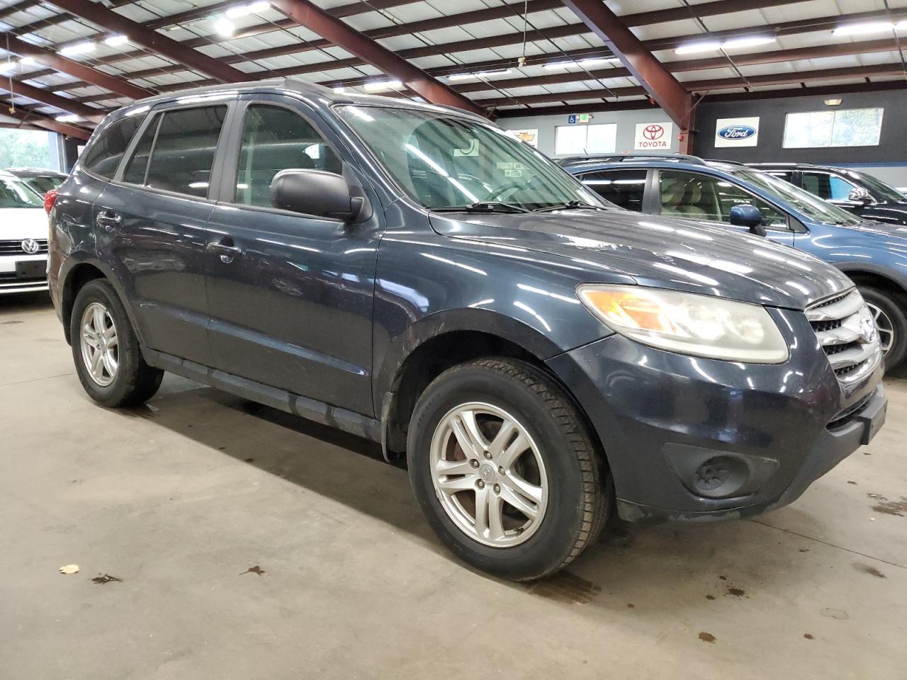 2012 Hyundai Santa Fe Gls - Image 4