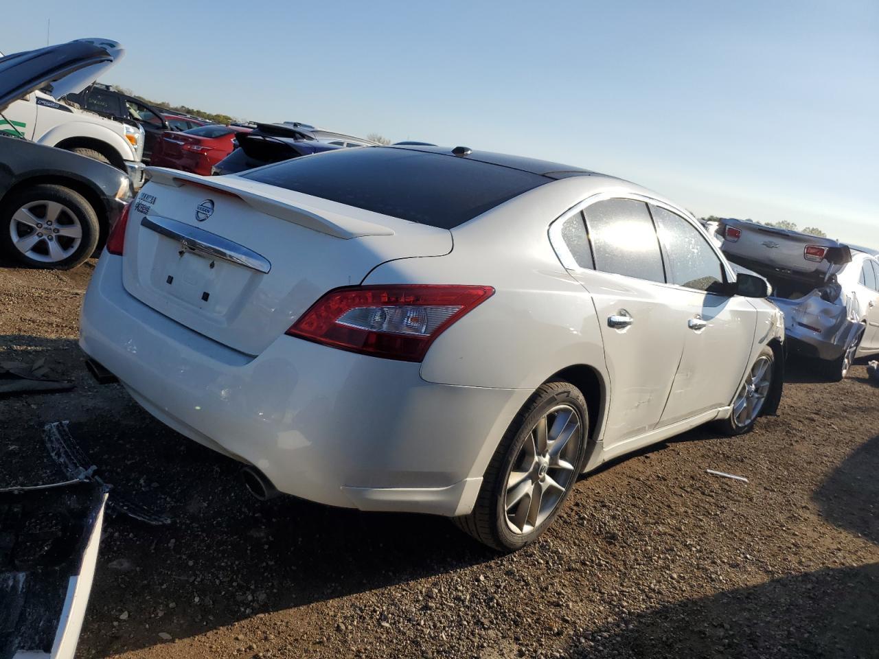 2011 Nissan Maxima S - Фото 3