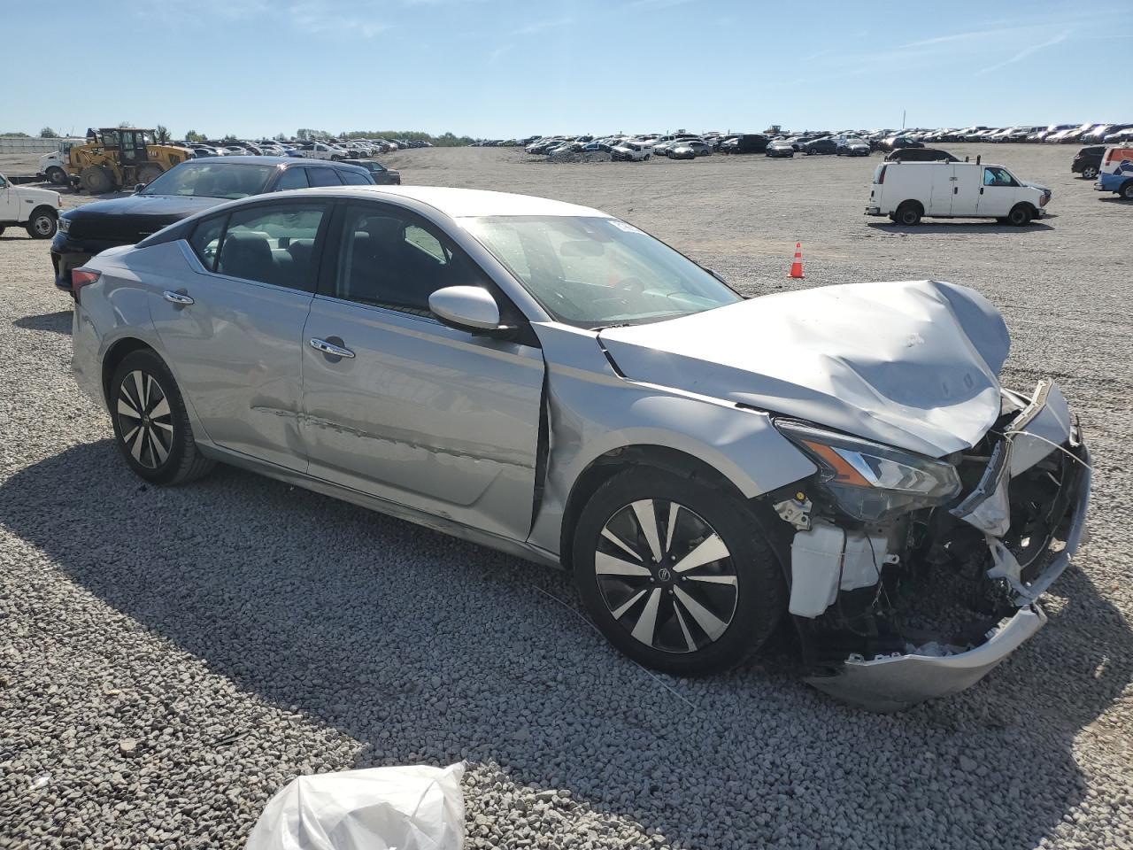 2022 Nissan Altima Sv - Фото 4