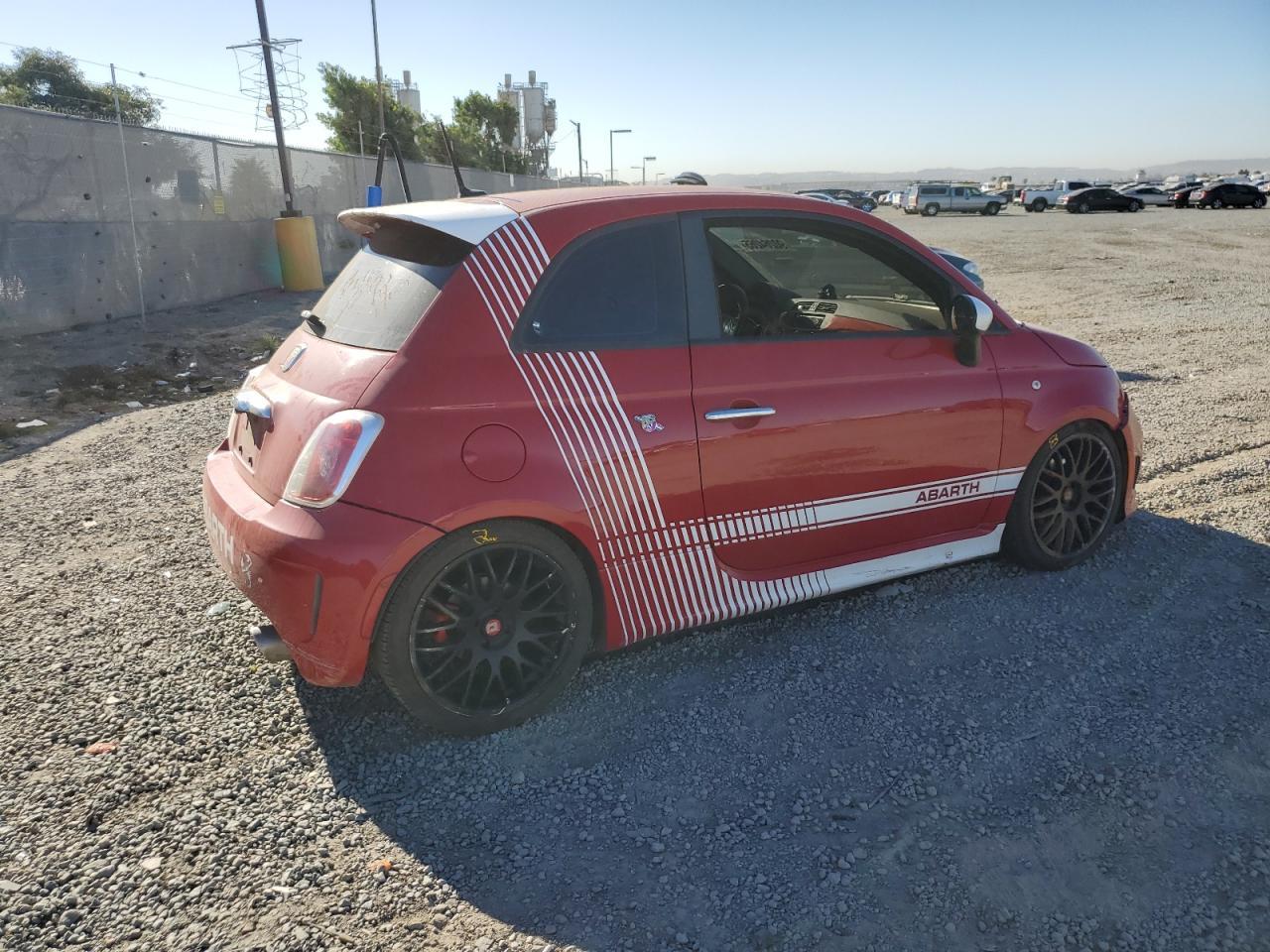 2013 Fiat 500 Abarth - Image 3