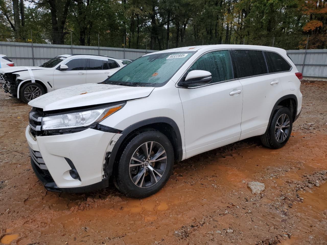 2017 Toyota Highlander Le