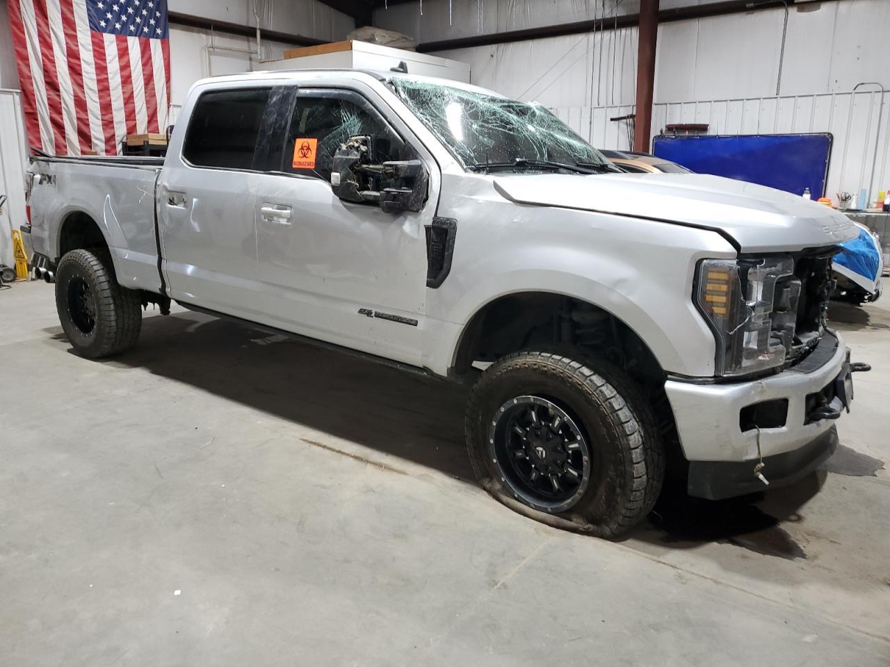 2019 Ford F250 Super Duty - Фото 4