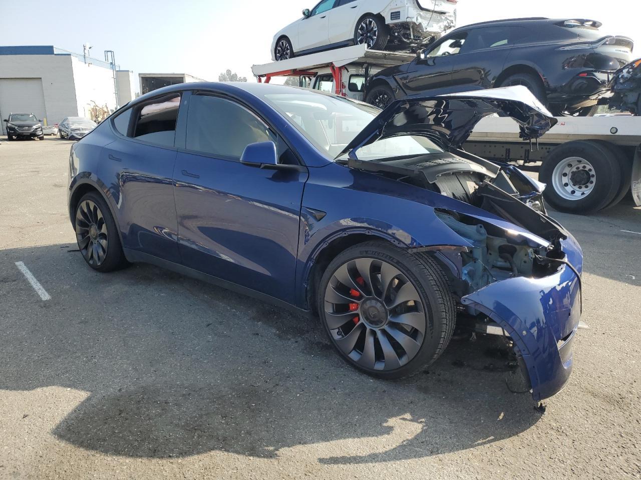2022 Tesla Model Y - Image 4
