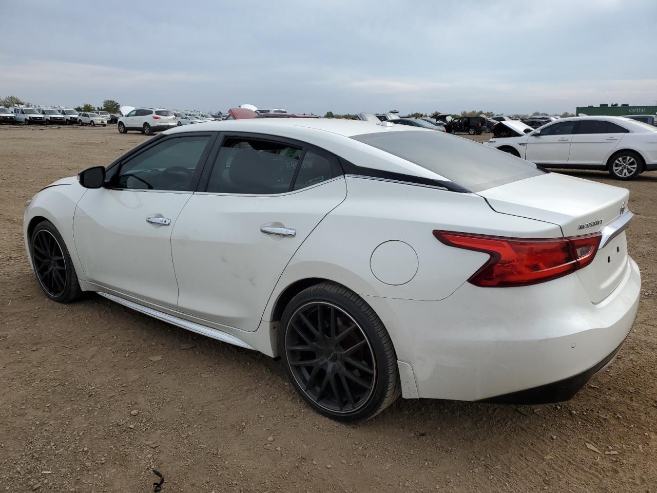 2016 Nissan Maxima 3.5S - Image 2