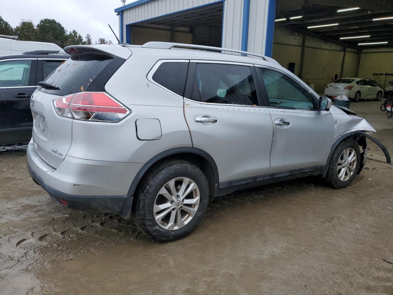2015 Nissan Rogue S - Фото 3