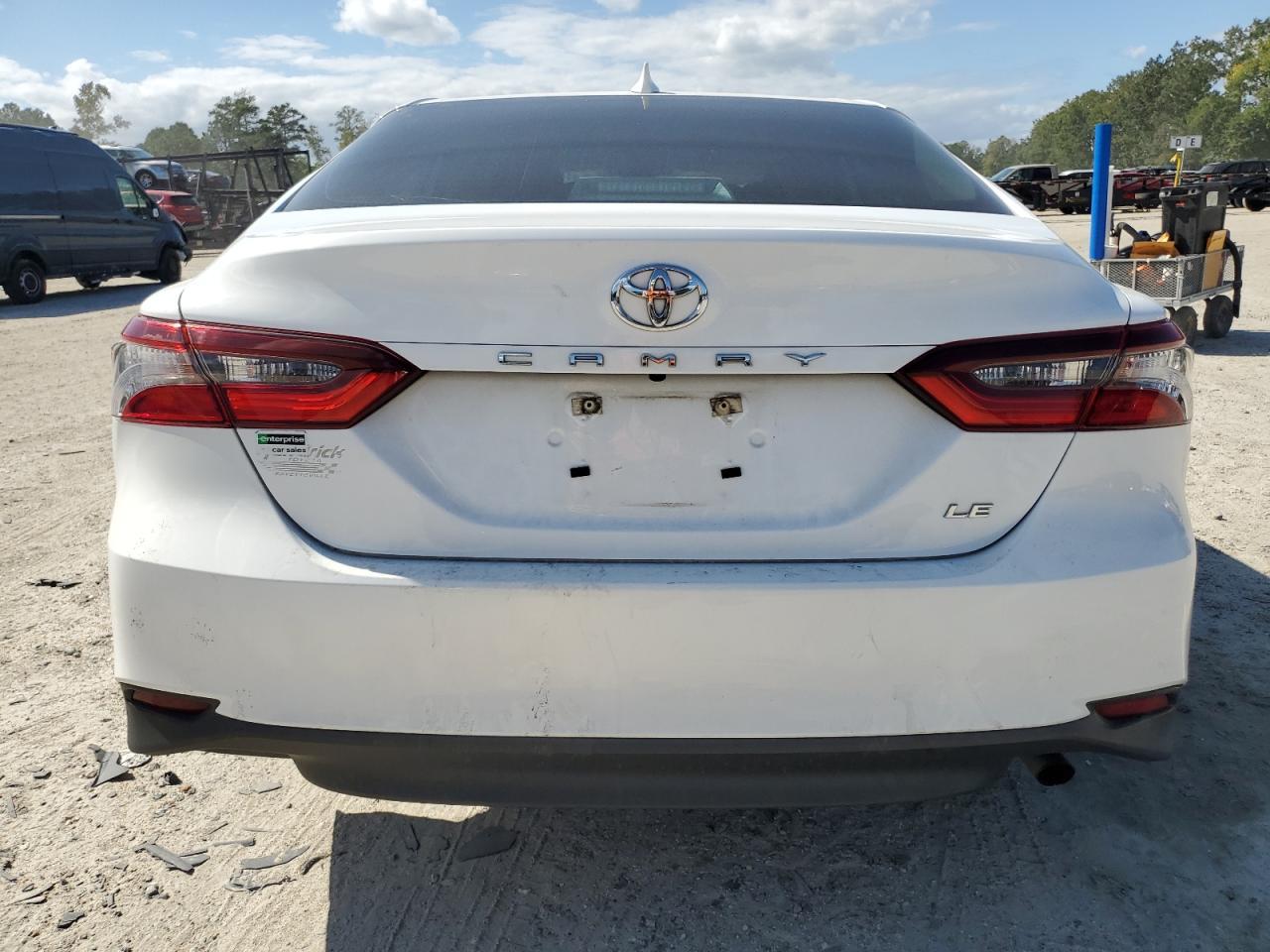 2023 Toyota Camry Le - Image 6