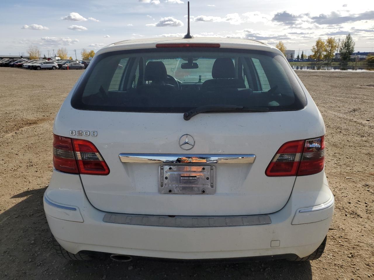 2011 Mercedes-Benz B200 - Image 6