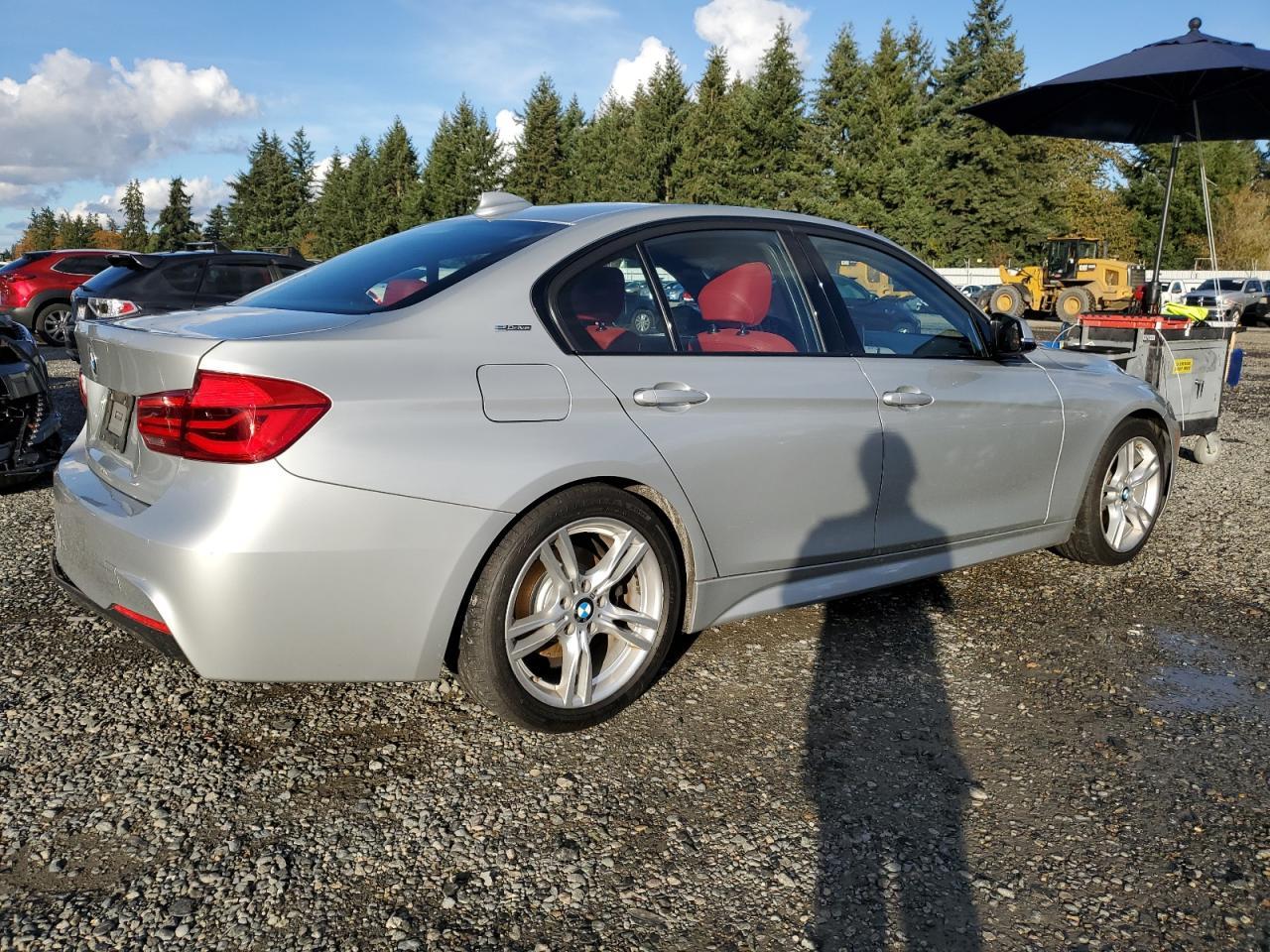 2018 BMW 330E - Image 3
