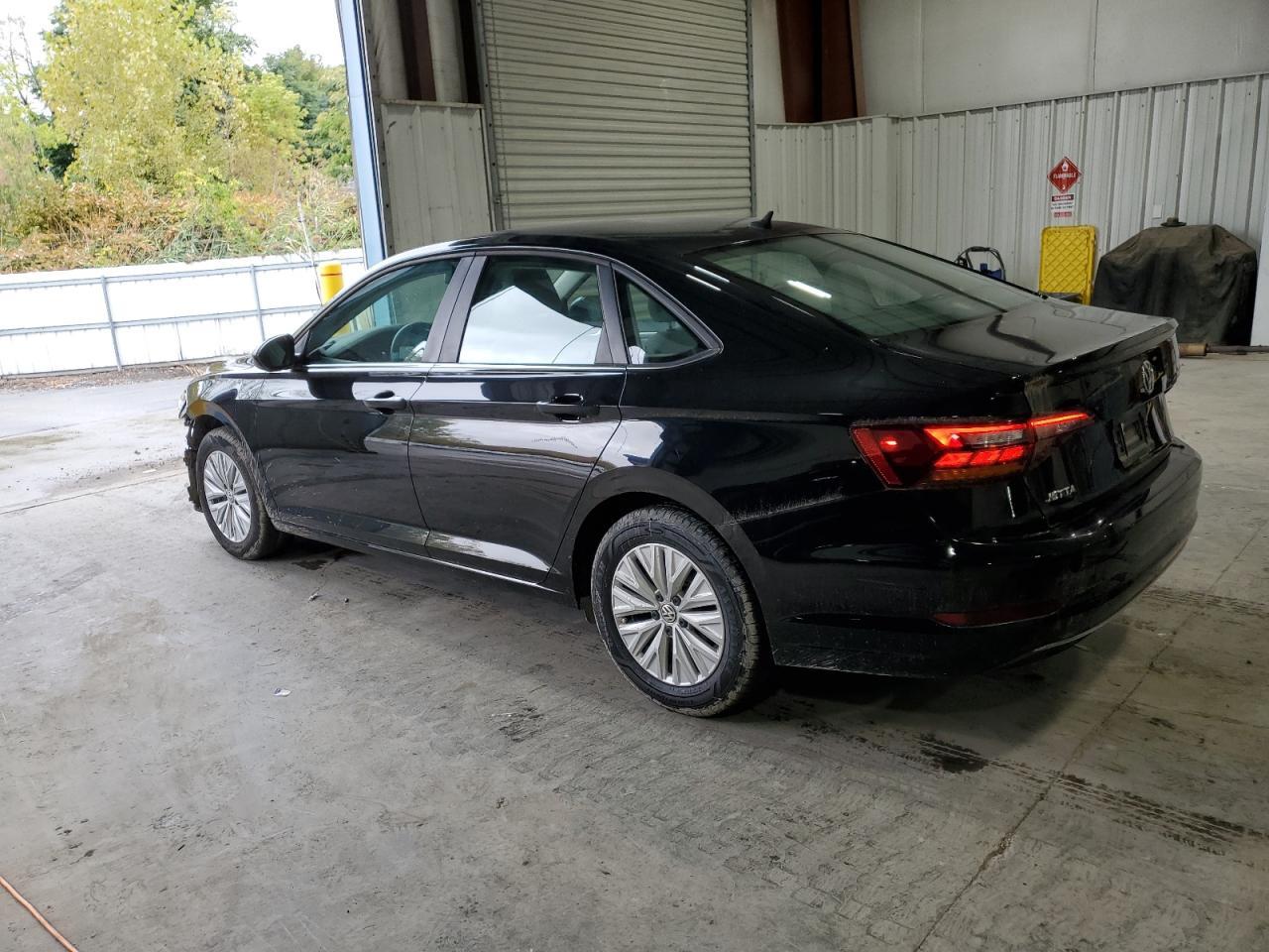 2019 Volkswagen Jetta S - Фото 2