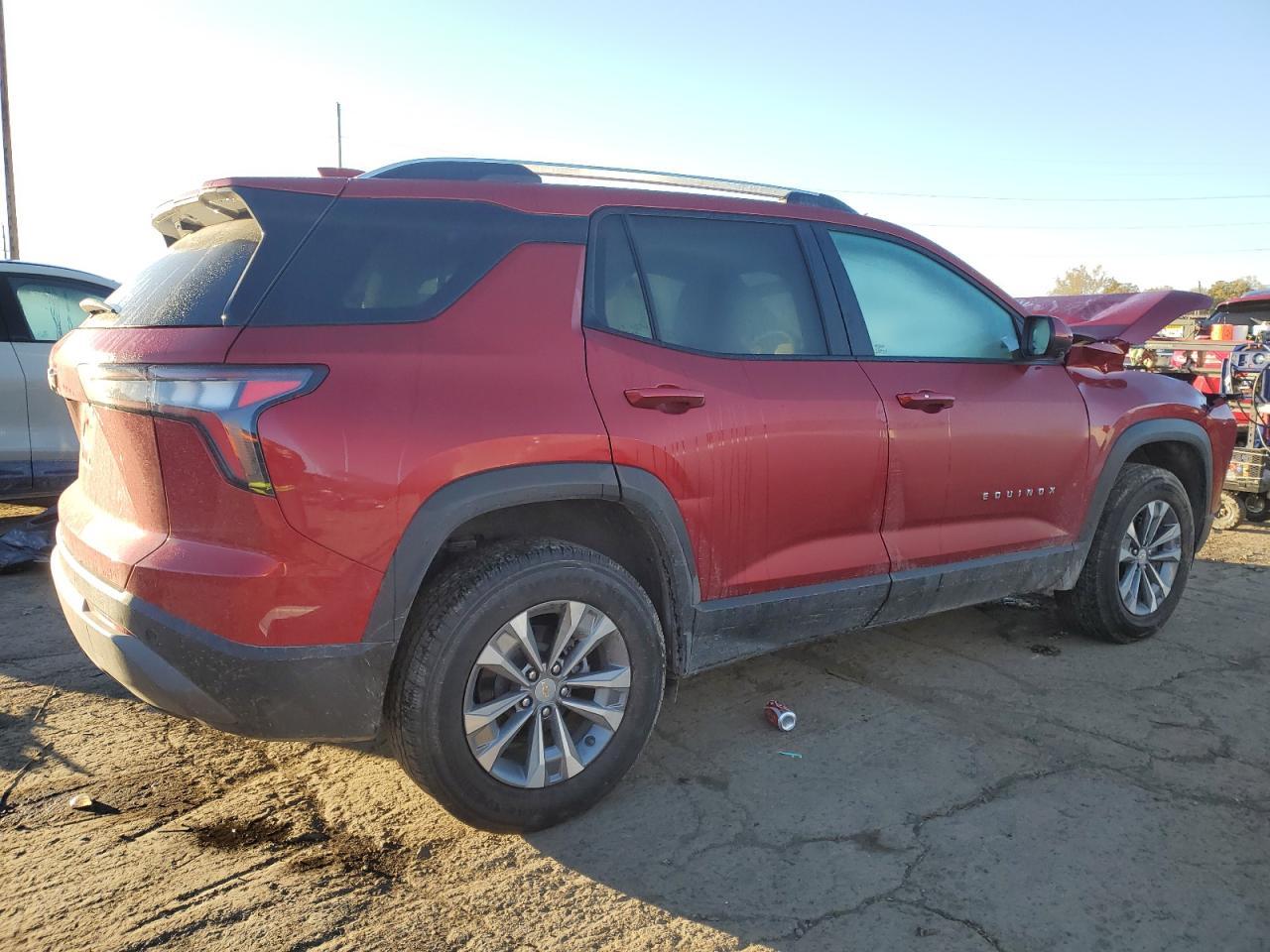 2025 Chevrolet Equinox Lt - Image 3