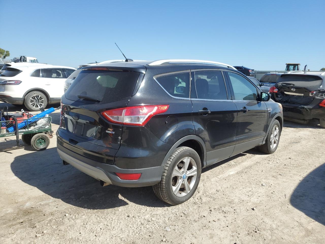 2013 Ford Escape Se - Фото 3