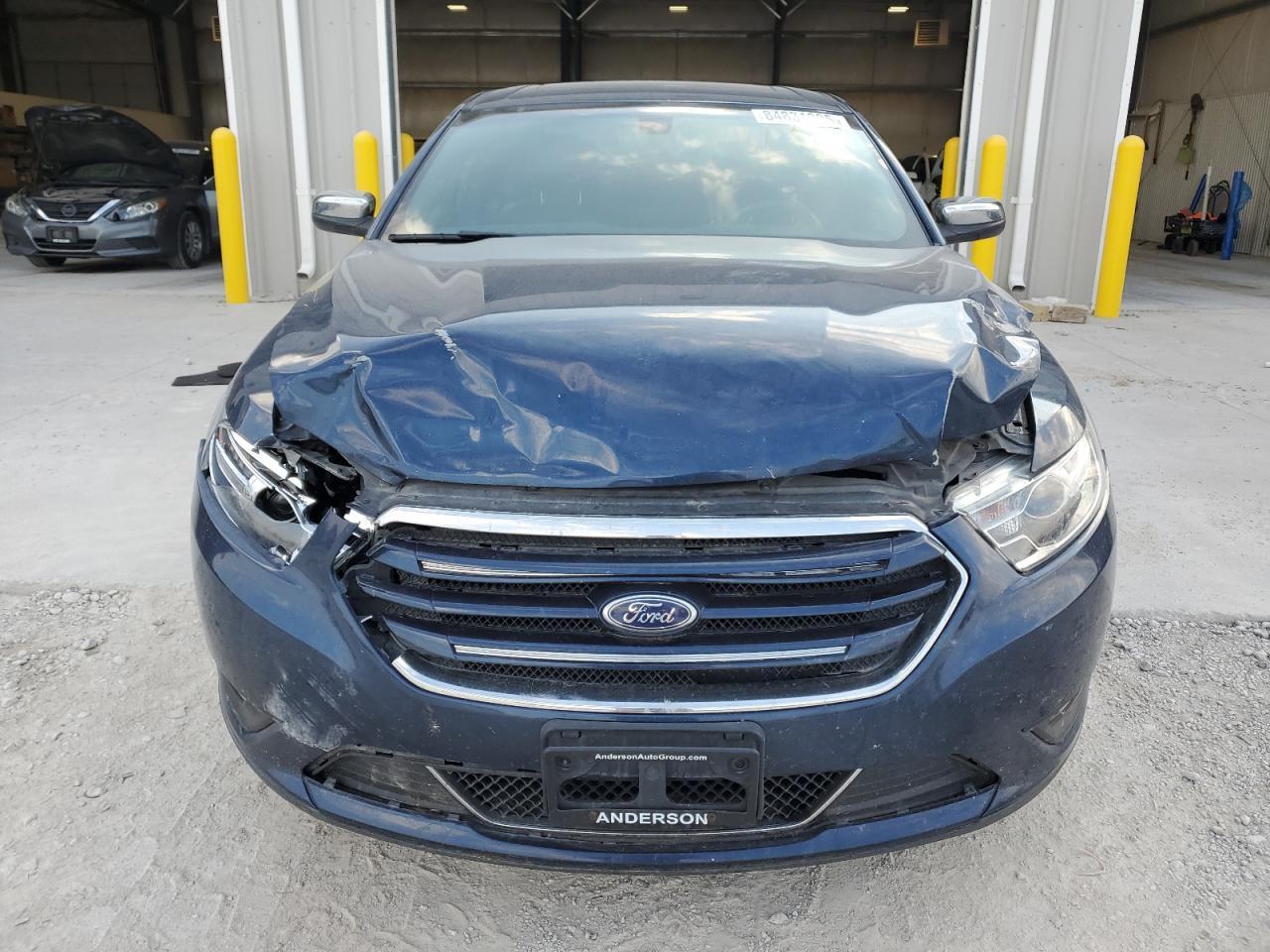 2016 Ford Taurus Limited - Фото 5