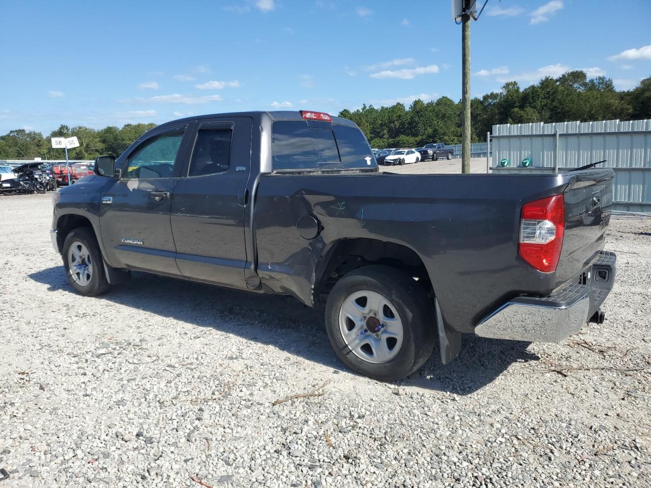 2018 Toyota Tundra Double Cab Sr - Фото 2