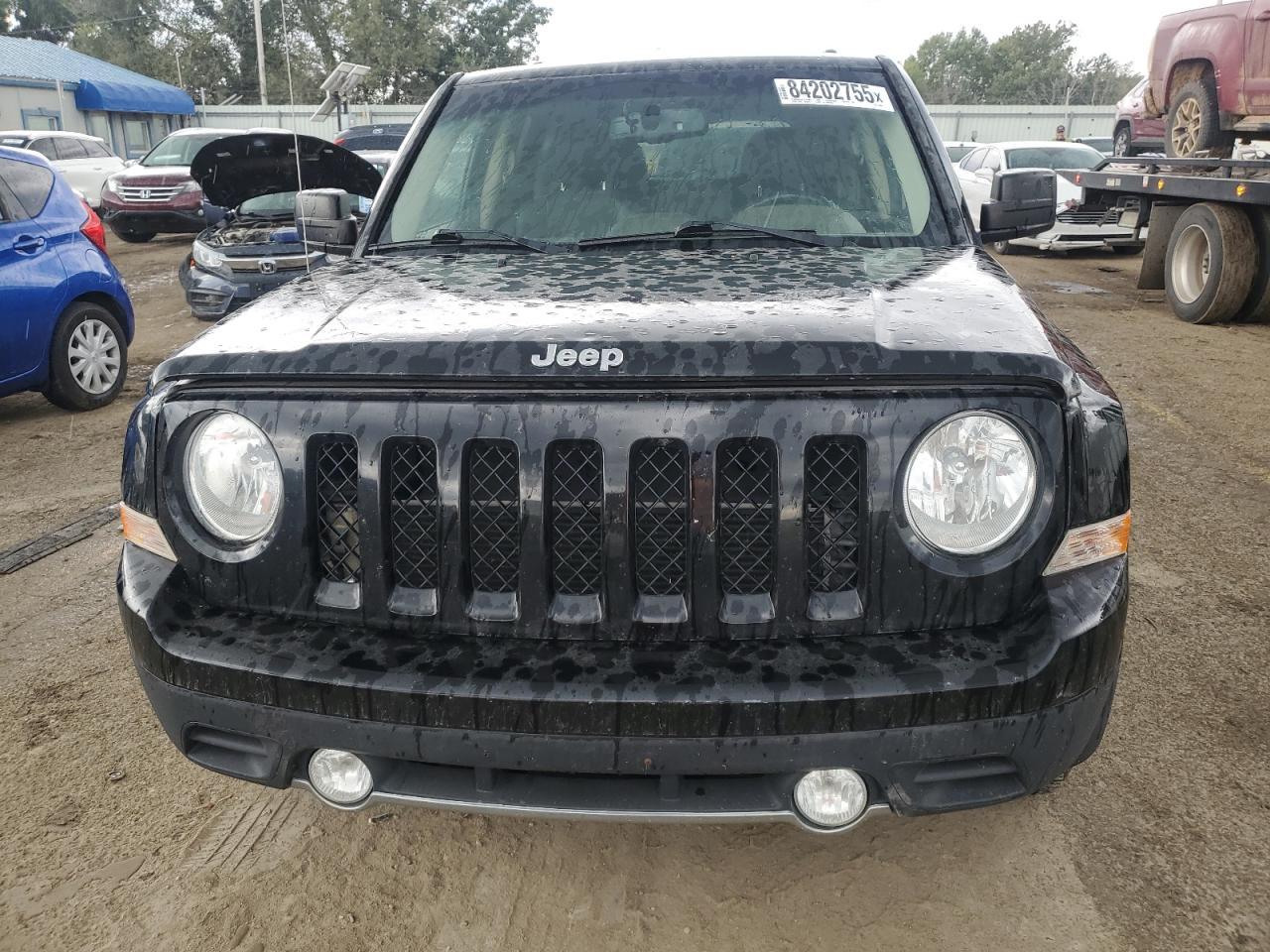 2016 Jeep Patriot Latitude - Image 5