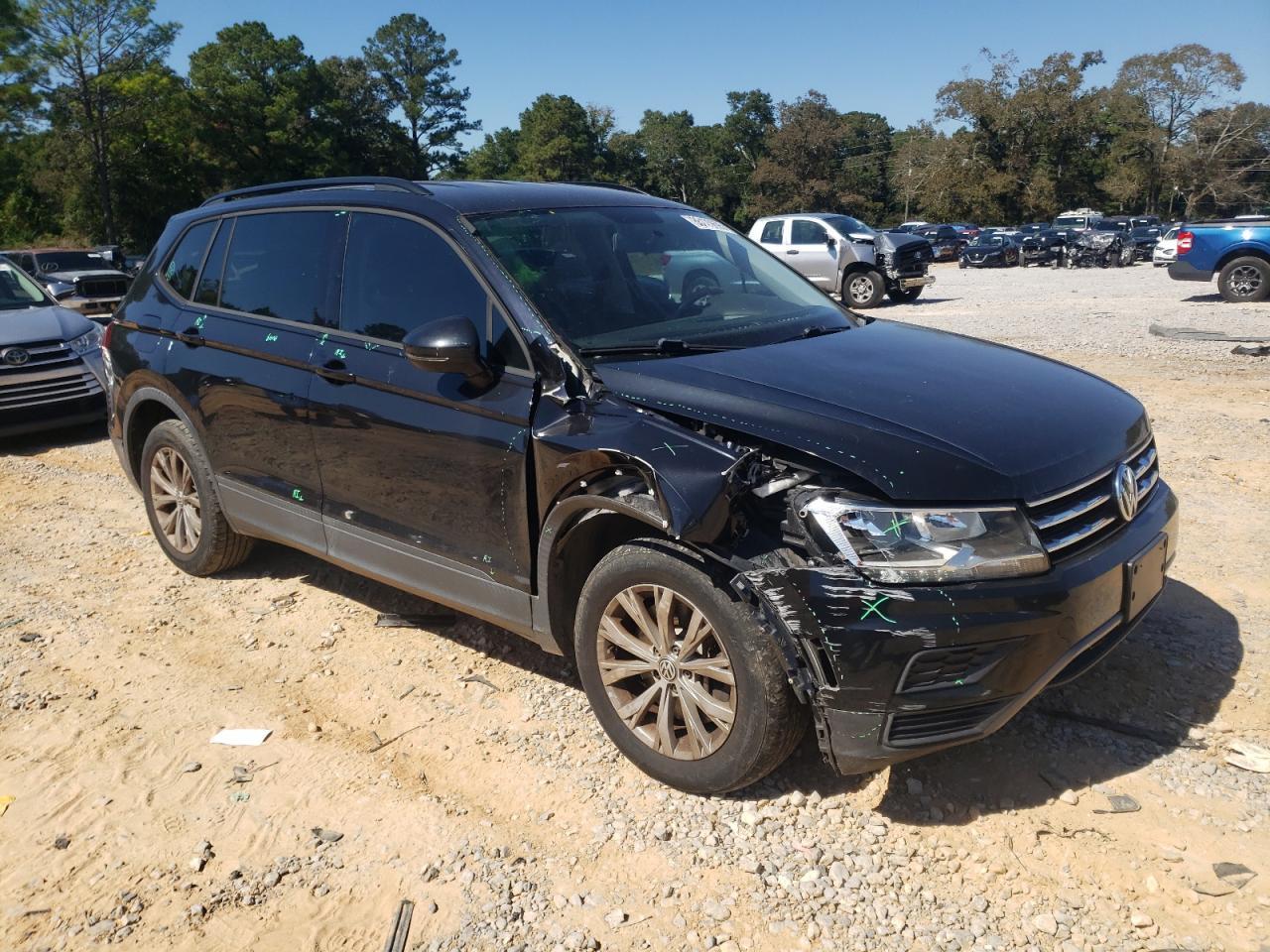 2018 Volkswagen Tiguan S - Image 4