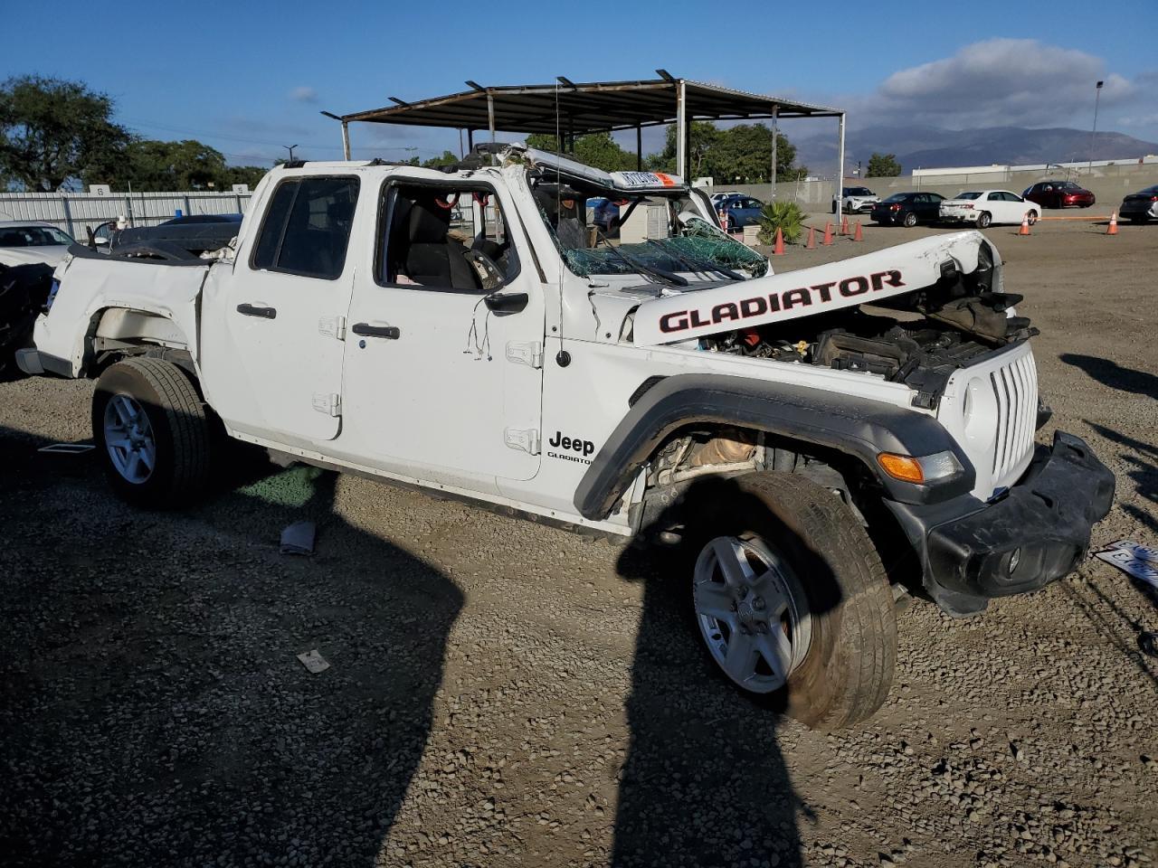 2020 Jeep Gladiator Sport - Фото 4
