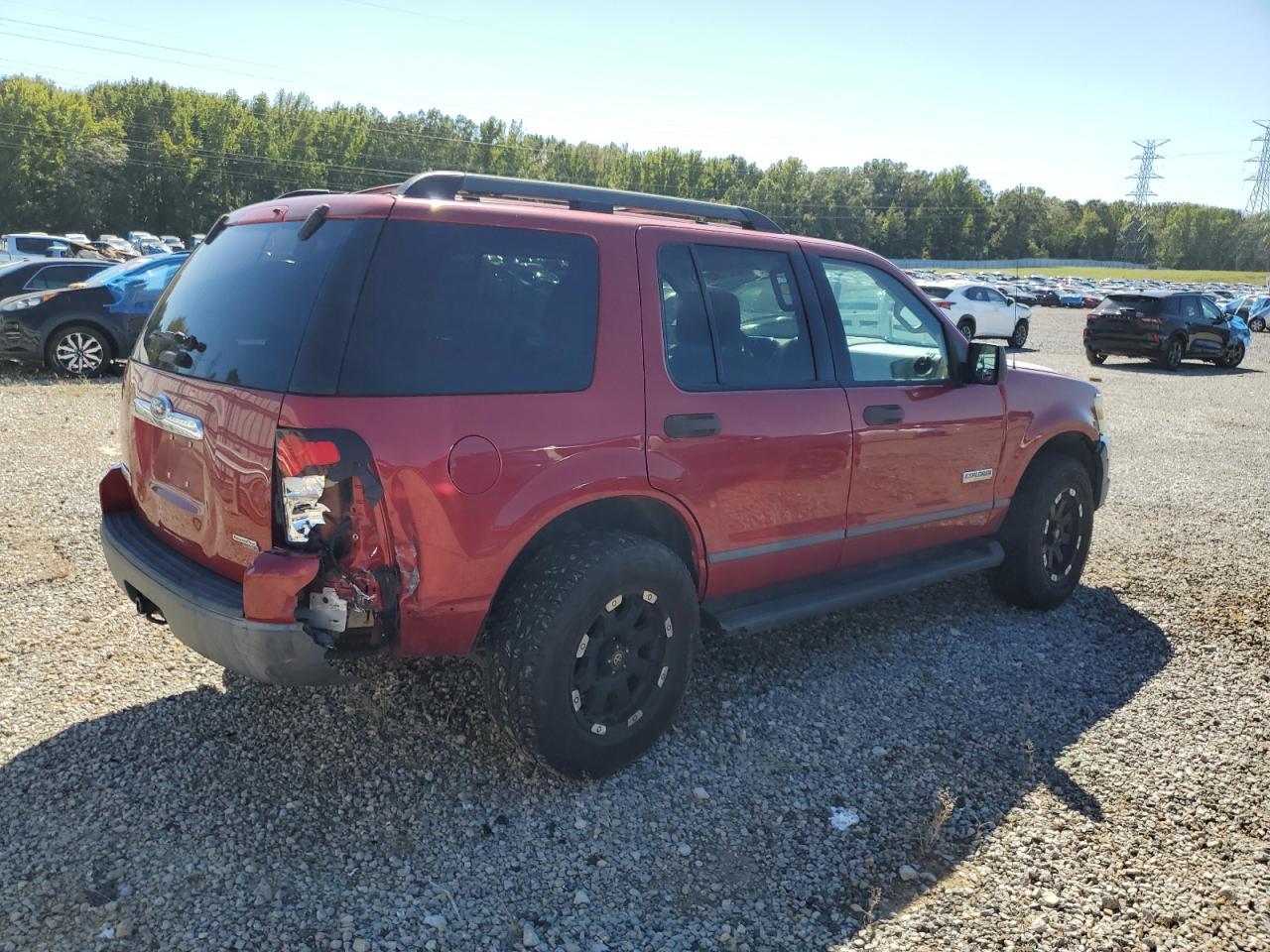 2006 Ford Explorer Xls - Image 3