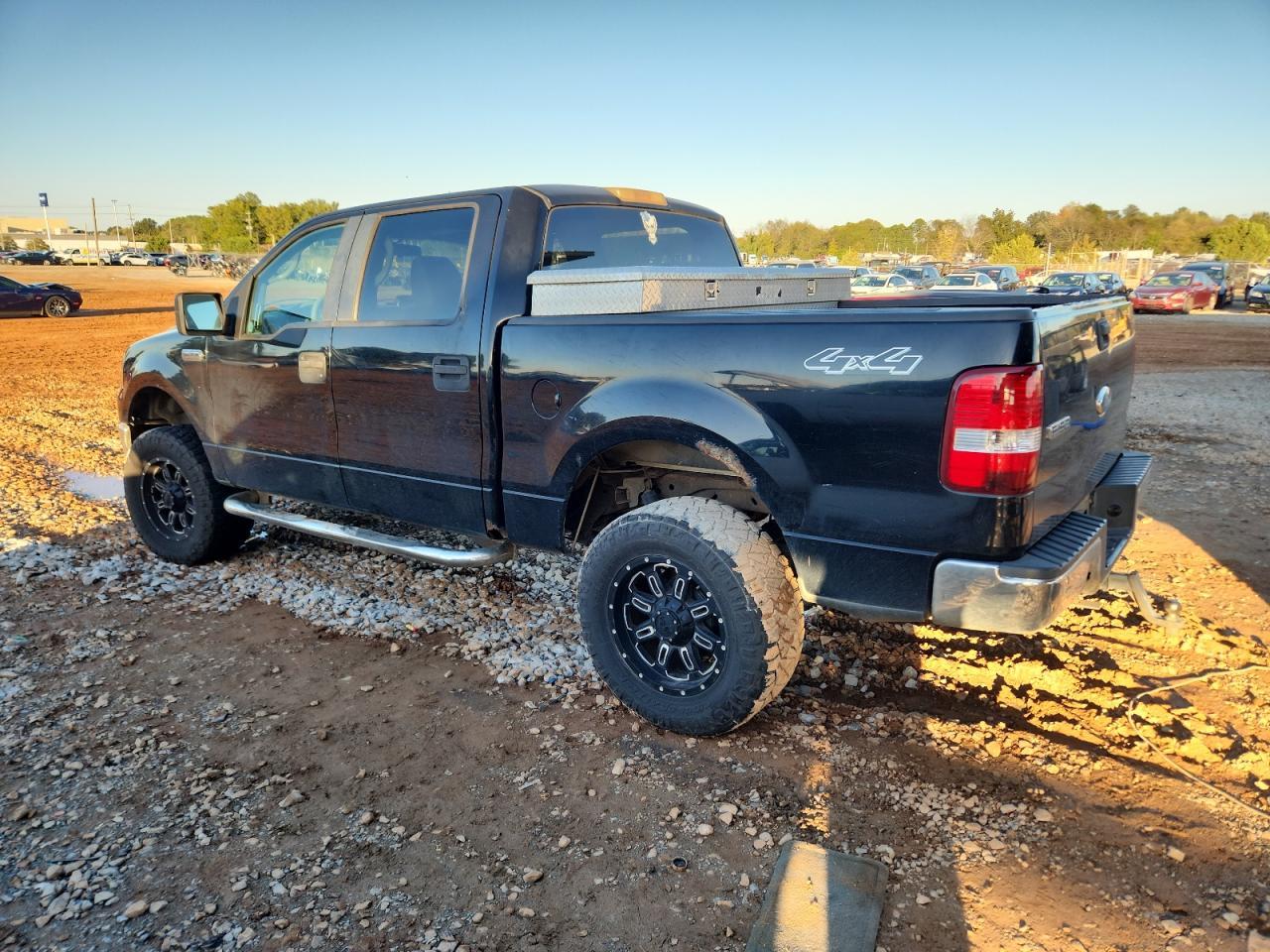 2007 Ford F150 Supercrew - Image 2