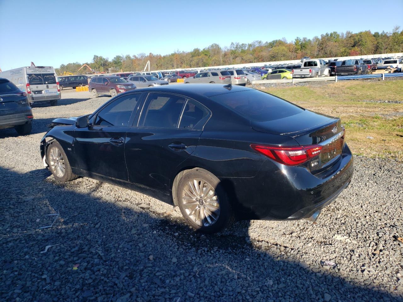 2019 Infiniti Q50 Luxe - Фото 2