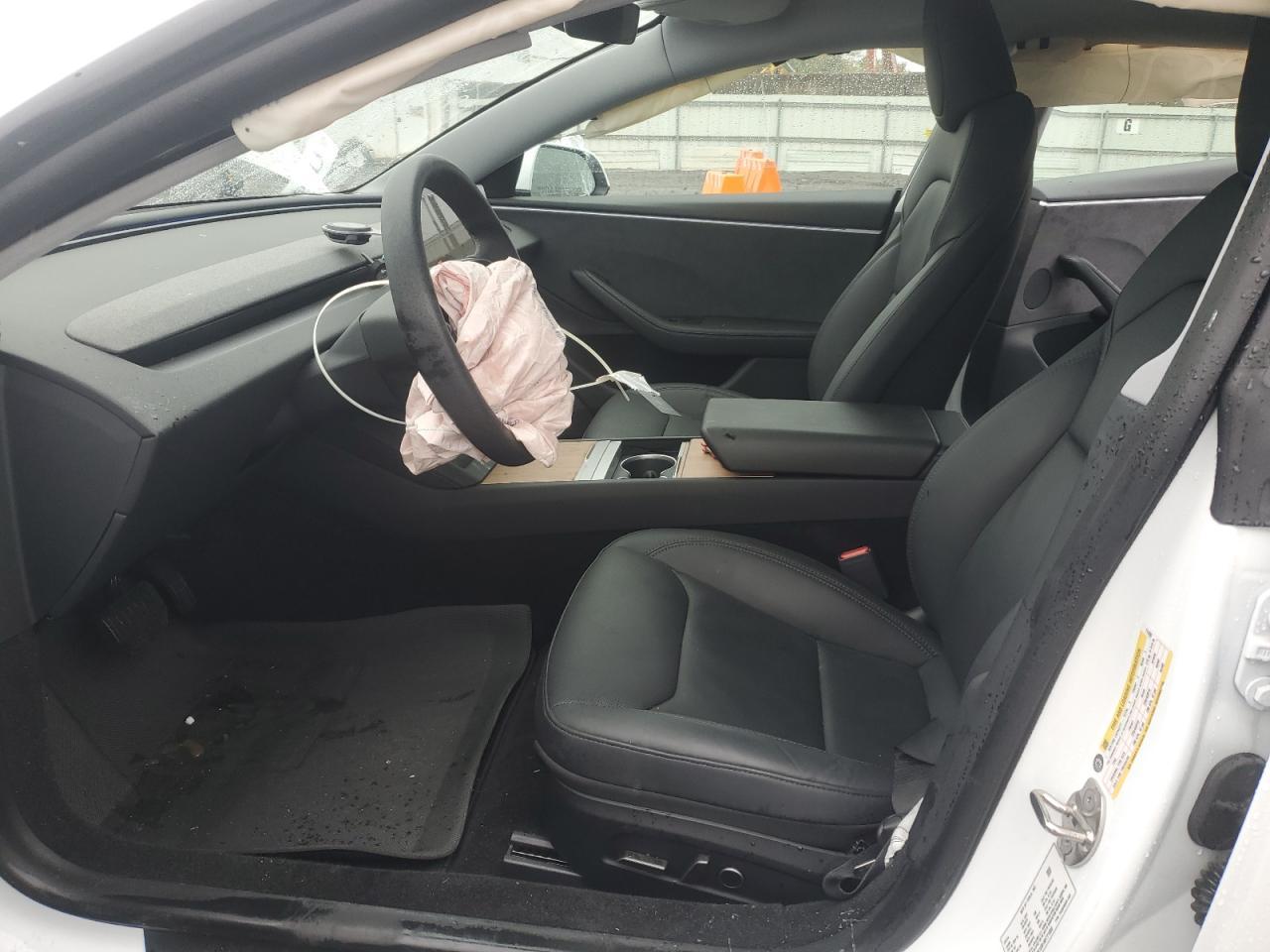 2024 Tesla Model 3 - Фото 7