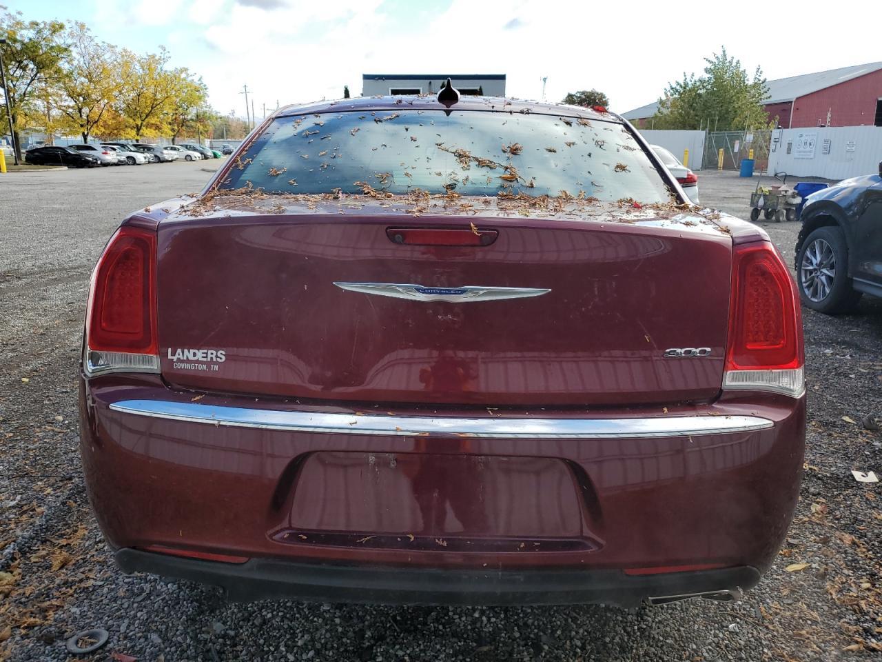 2020 Chrysler 300 Limited - Image 6