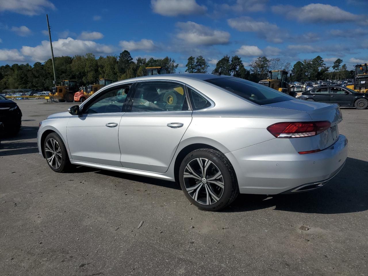 2020 Volkswagen Passat Sel - Фото 2