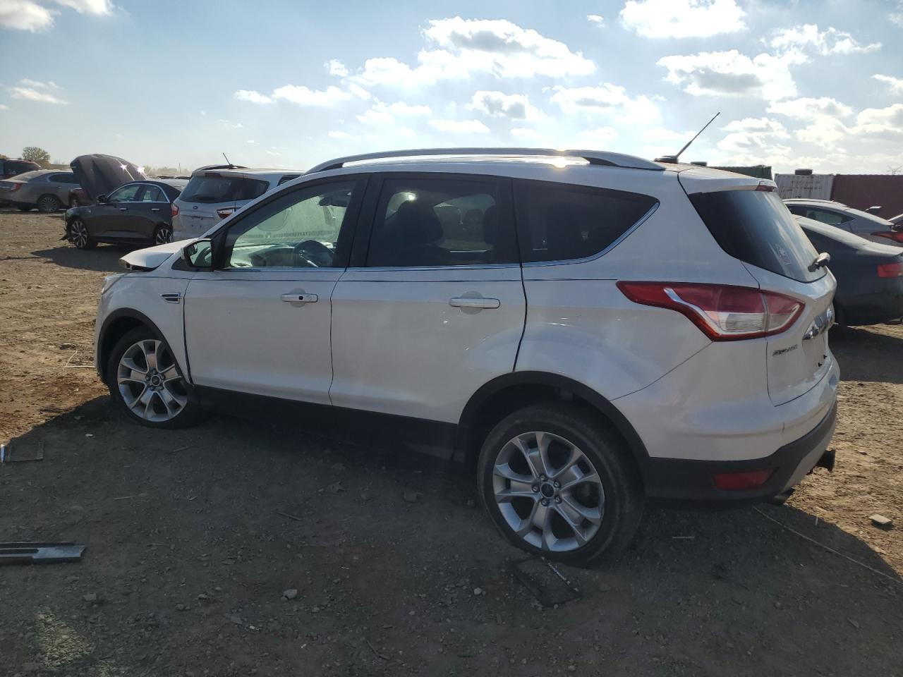 2015 Ford Escape Titanium - Image 2
