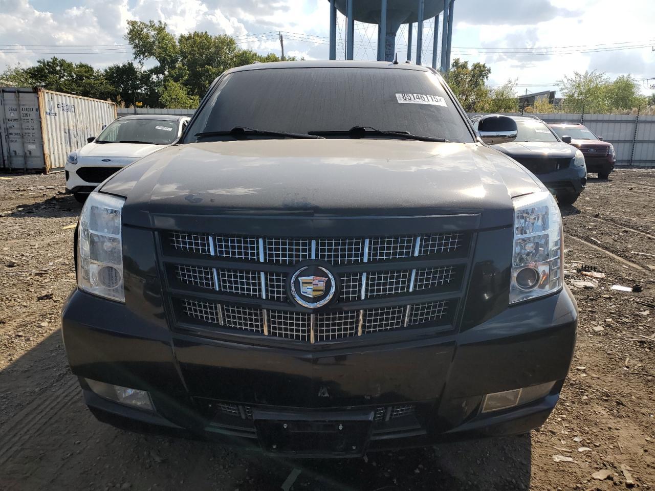 2012 Cadillac Escalade Esv Premium - Image 5