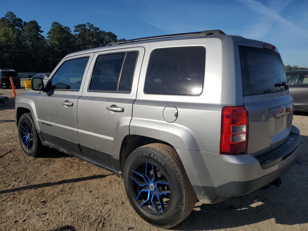2015 Jeep Patriot Sport - Image 2