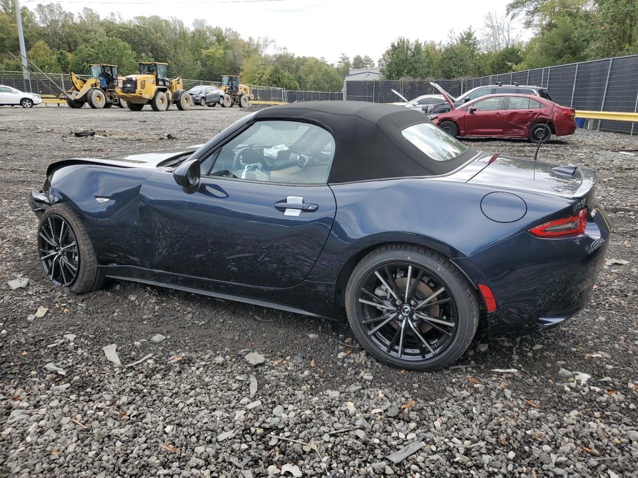 2025 Mazda Mx-5 Miata Grand Touring - Фото 2