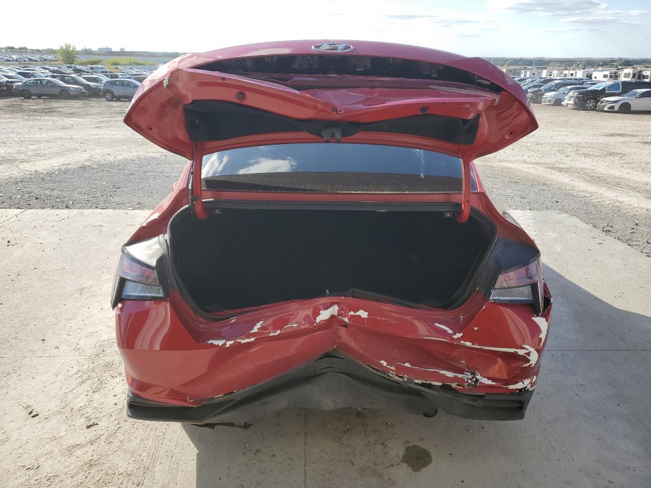 2022 Hyundai Elantra Sel - Фото 6