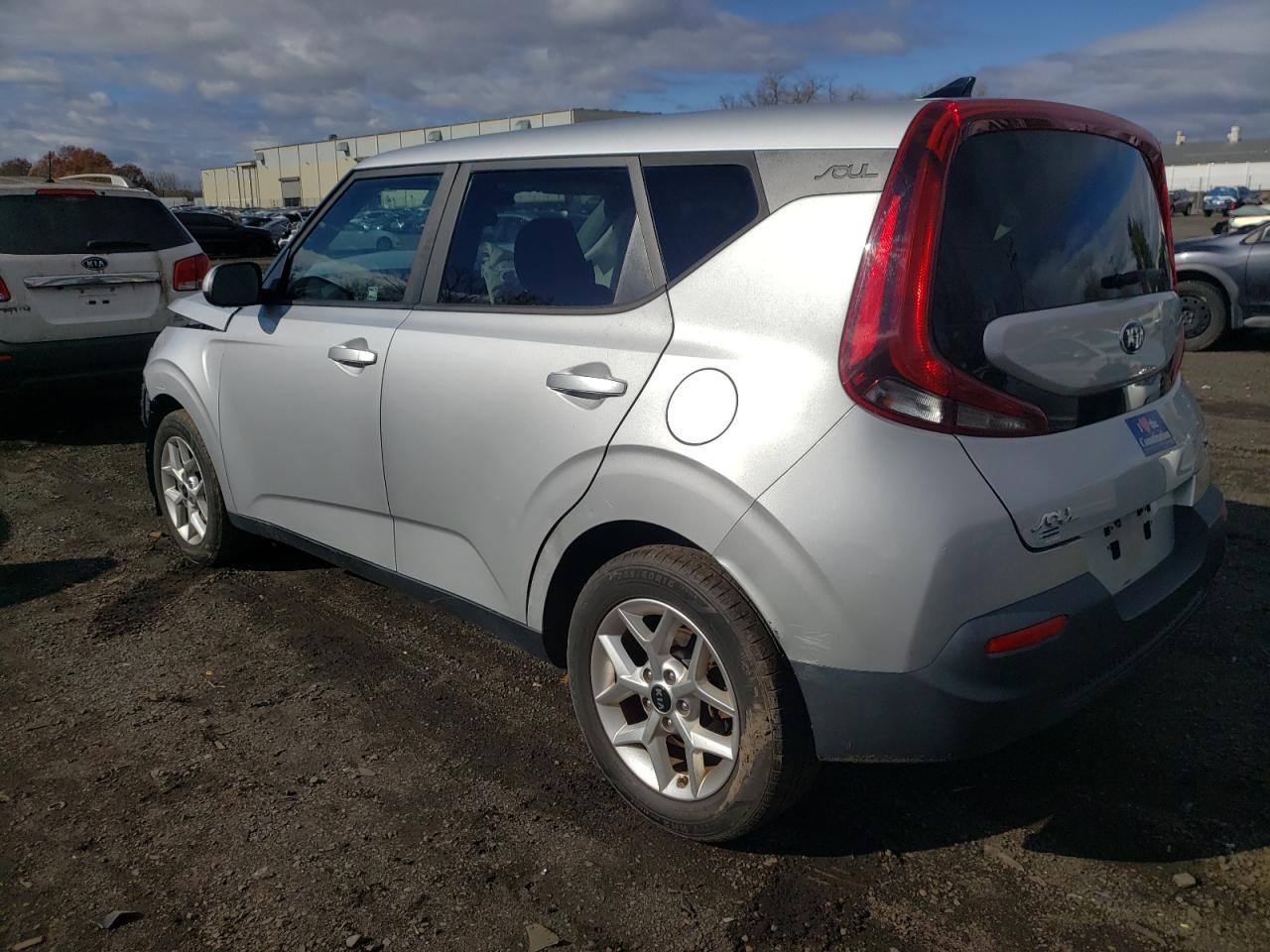 2021 Kia Soul Lx - Image 2