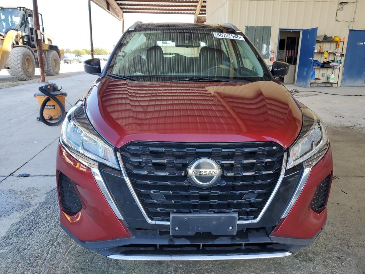 2021 Niss Kicks - Image 5