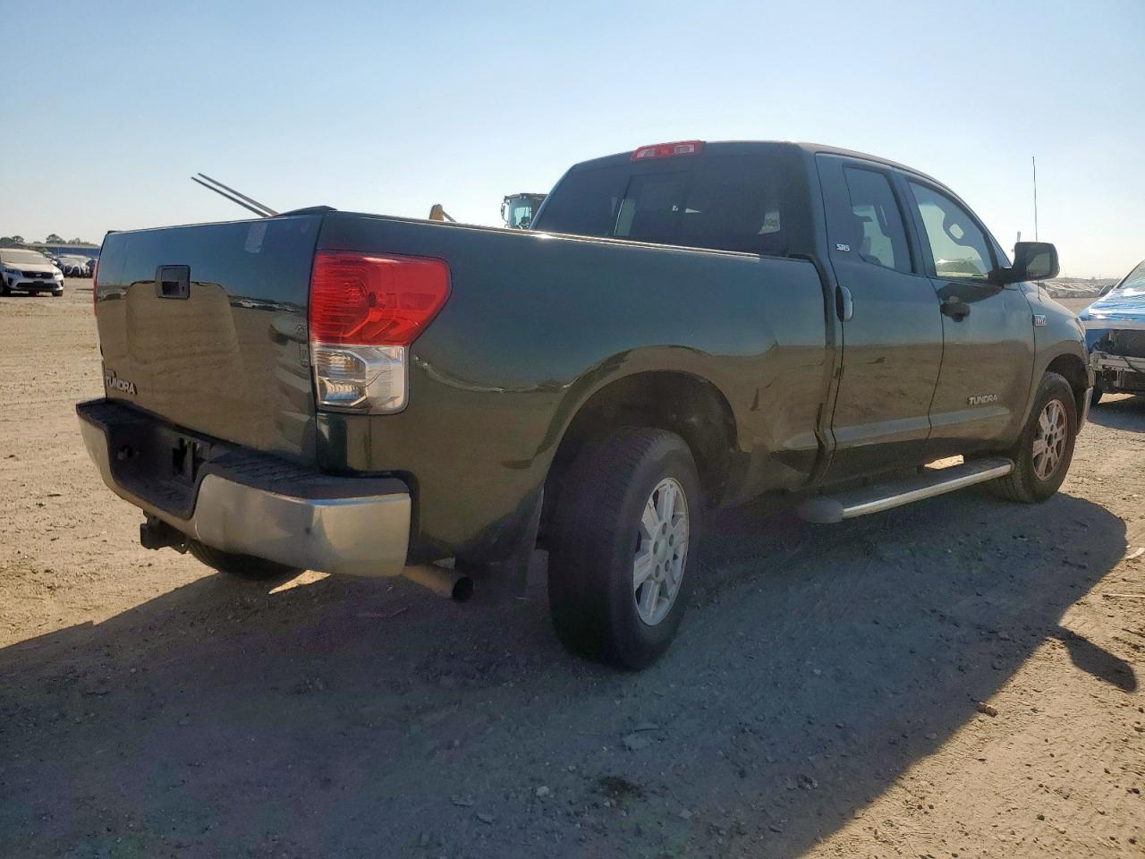 2010 Toyota Tundra Double Cab Sr5 - Image 3