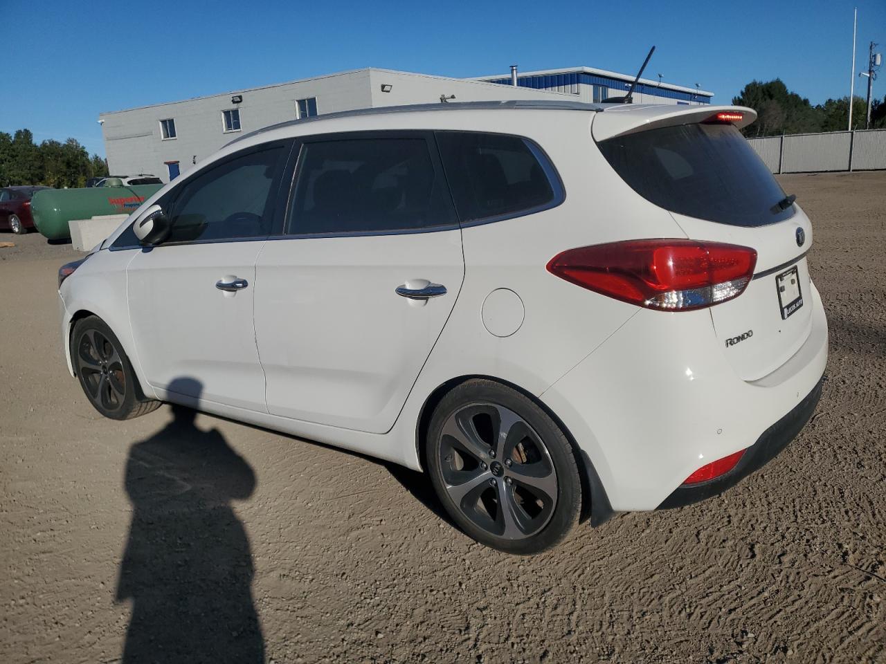2015 Kia Rondo - Фото 2