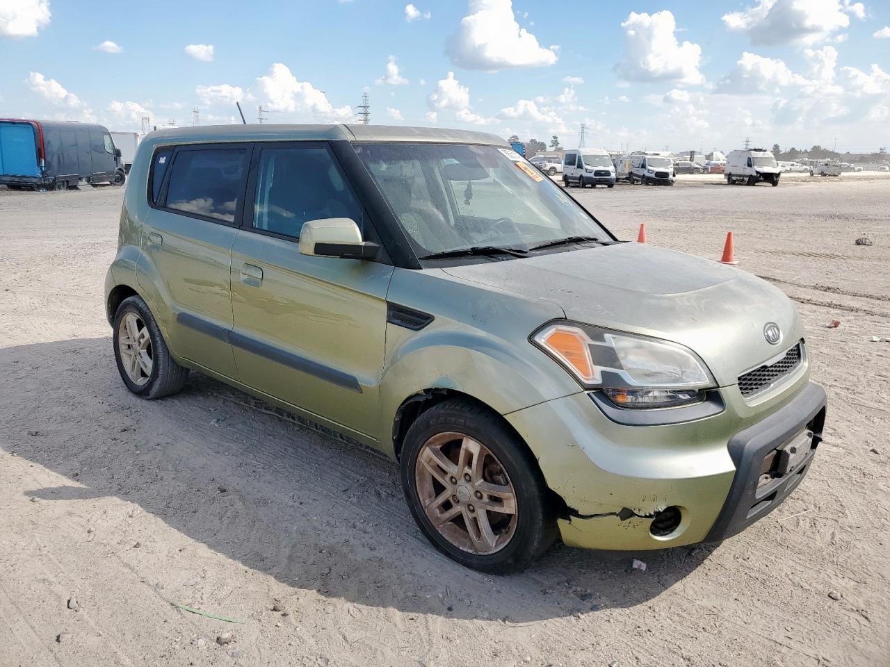 2010 Kia Soul + - Фото 4
