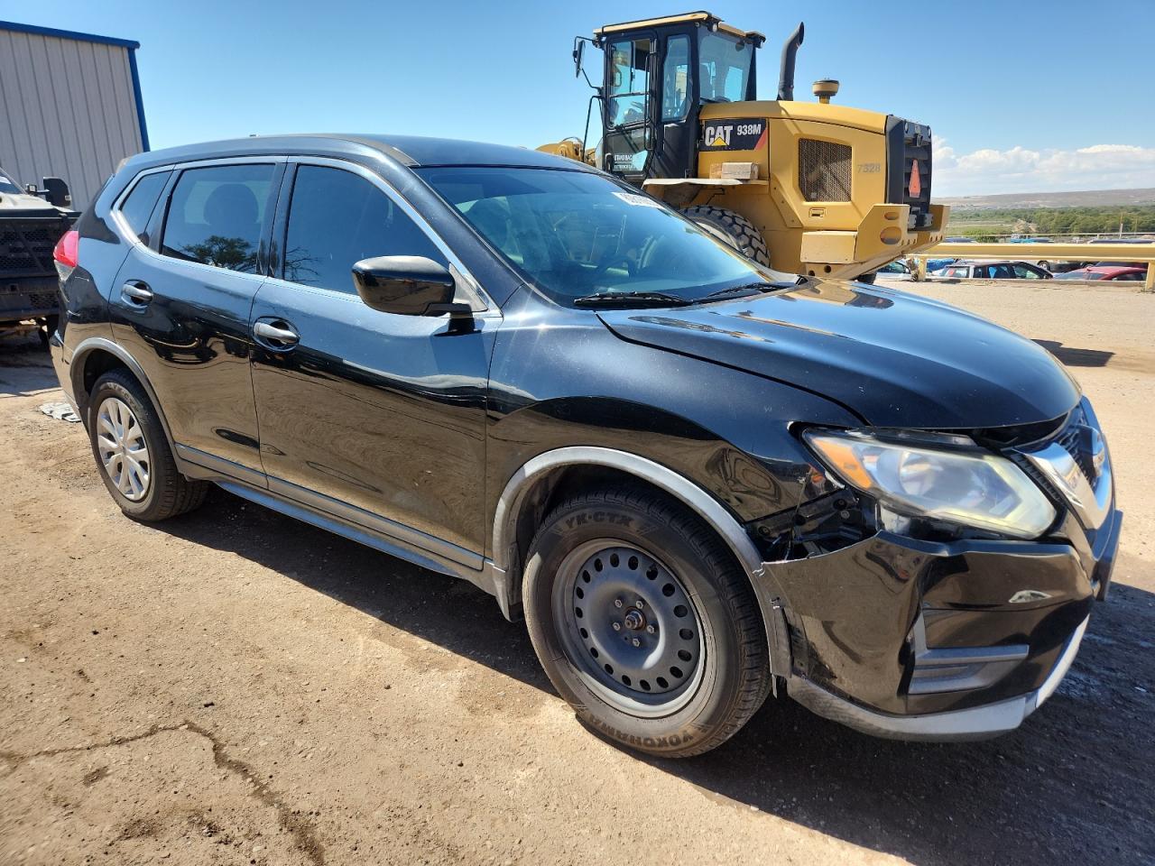 2017 Nissan Rogue - Image 4