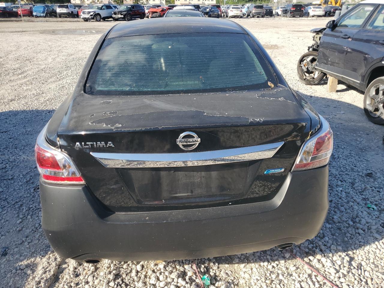 2015 Nissan Altima 2.5 - Image 6