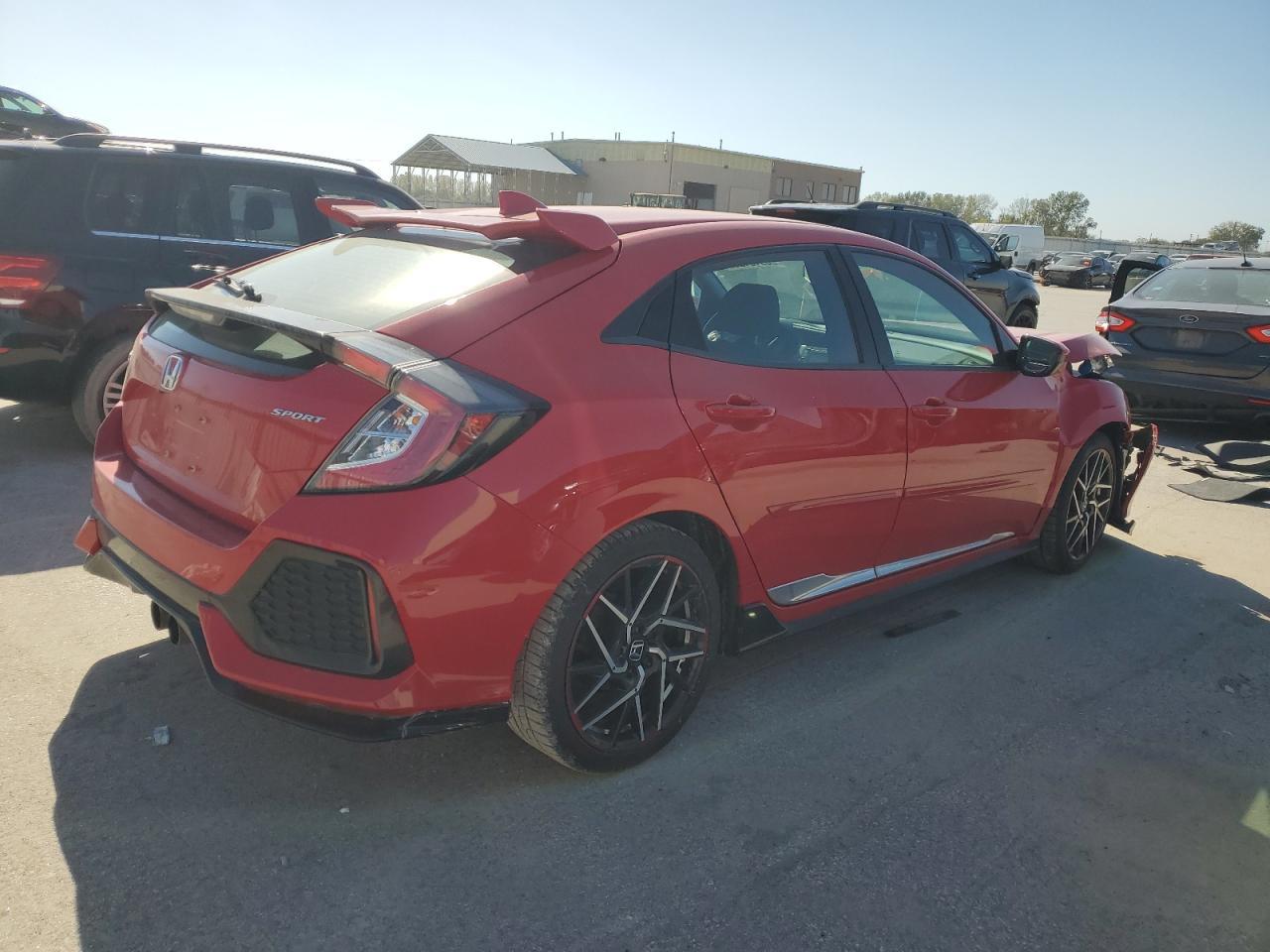 2018 Honda Civic Sport - Image 3