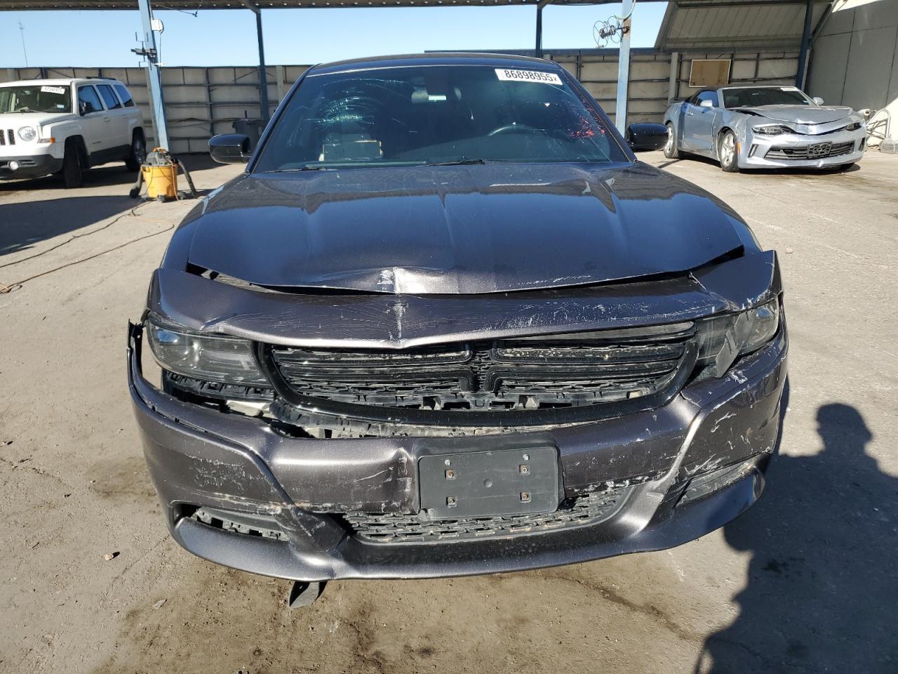 2019 Dodge Charger Sxt - Image 5