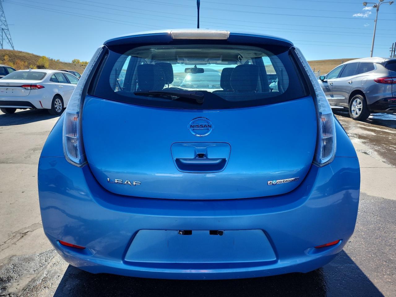 2013 Nissan Leaf S - Фото 6