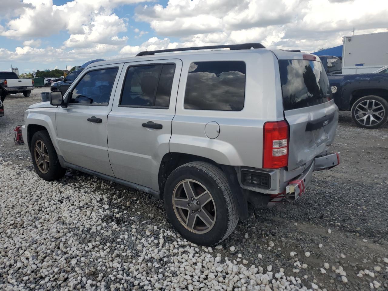2009 Jeep Patriot Sport - Фото 2
