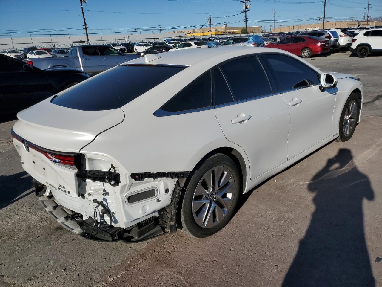 2023 Toyota Mirai Xle - Image 3